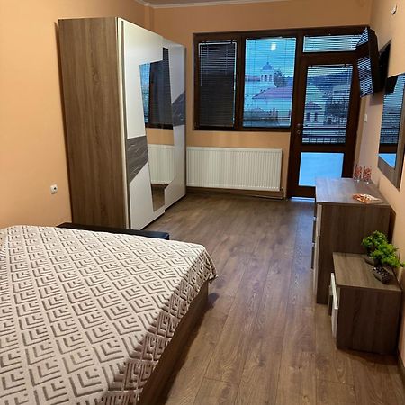 Къща За Гости Арнаудови Kostandovo Ngoại thất bức ảnh